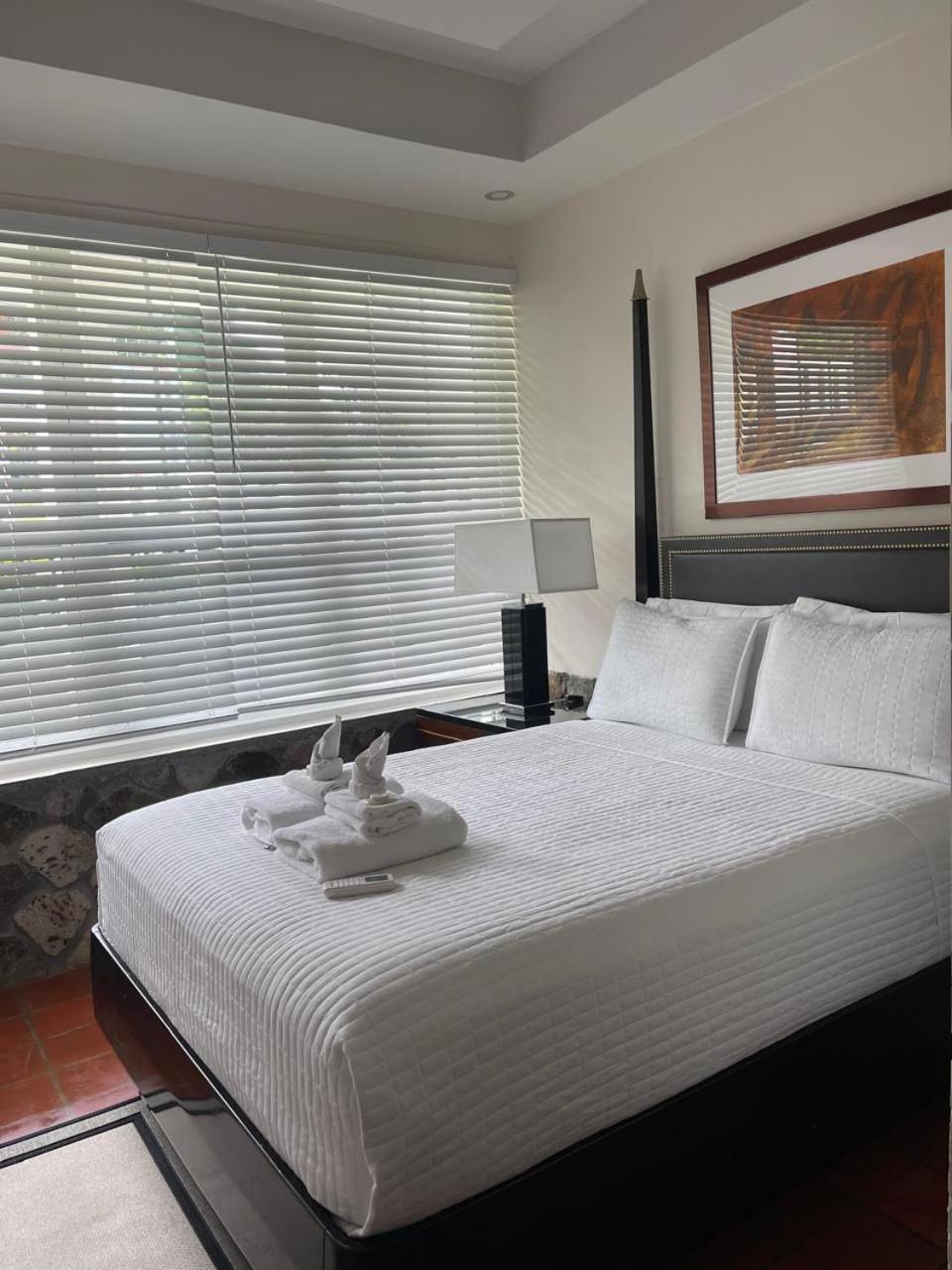 Stonetrail Arnos Vale Exterior foto